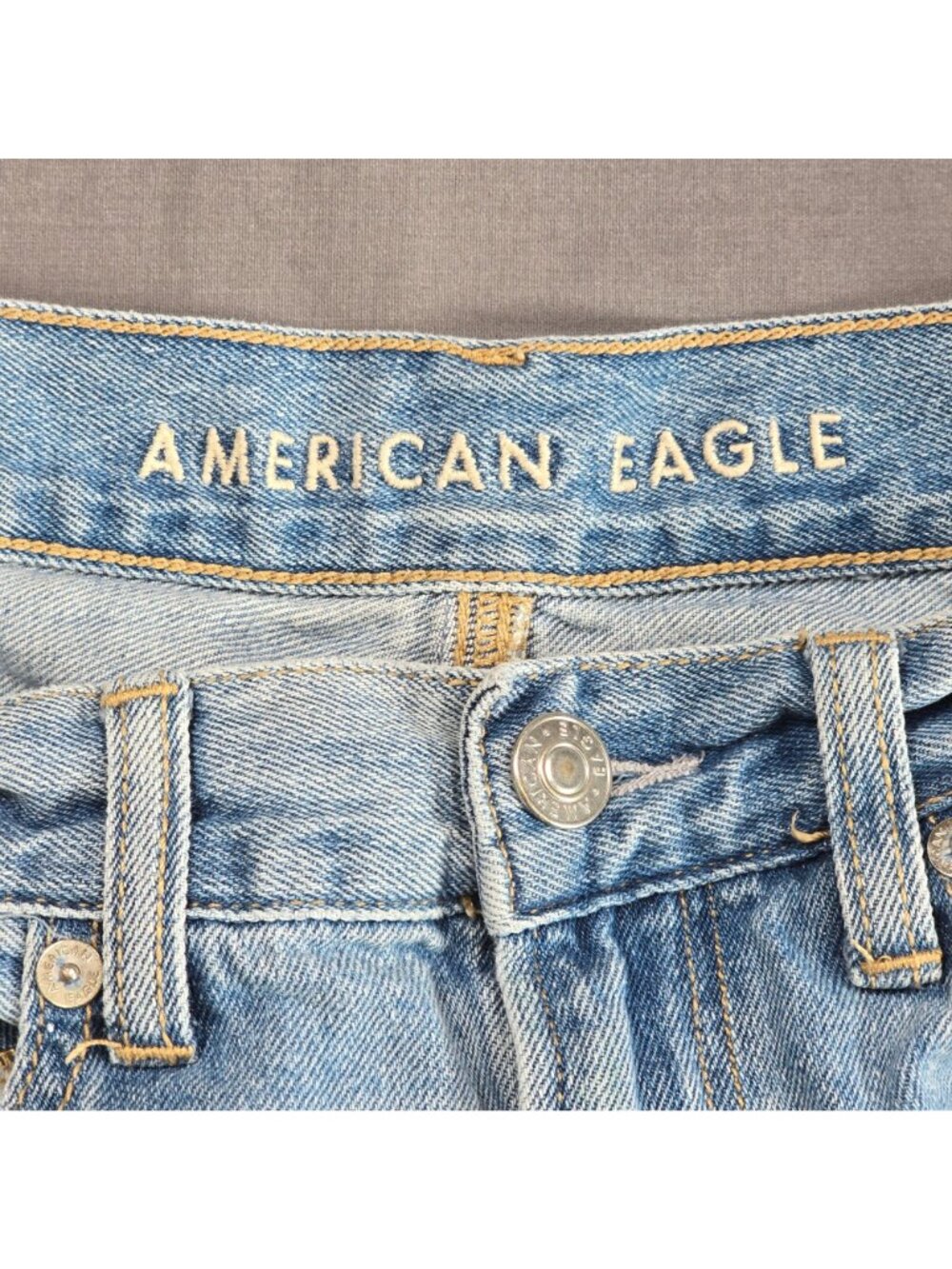 American Eagle Womens Size 2 Distressed Mom Jeans Light Wash Denim - Picture 2 of 6